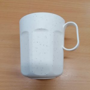 Pohár füles 0,35 liter műanyag